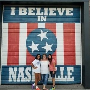 Meet your Posher, Karla